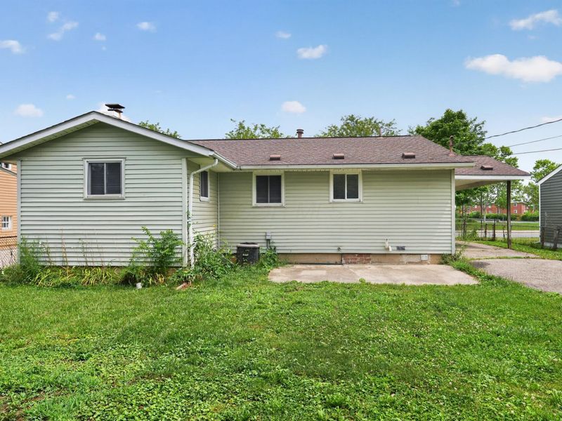 3823 Briggs Road , Columbus, OH 43228 Photo 10