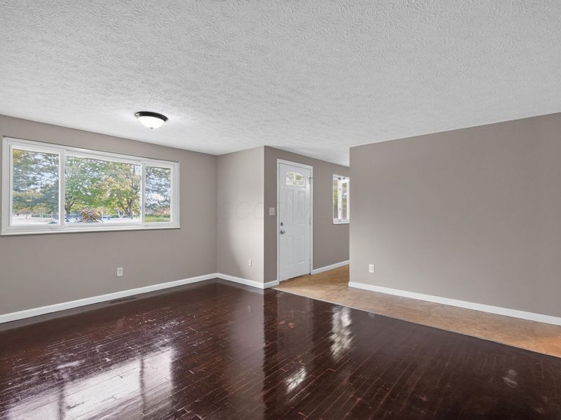3823 Briggs Road , Columbus, OH 43228 Photo 14