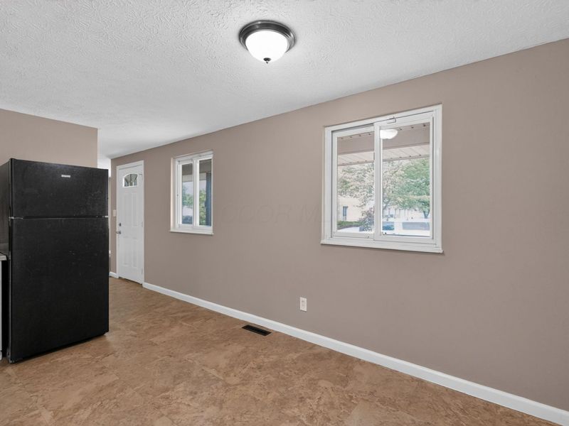 3823 Briggs Road , Columbus, OH 43228 Photo 17