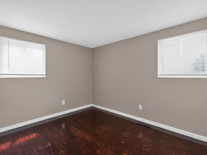 3823 Briggs Road , Columbus, OH 43228 Photo 23