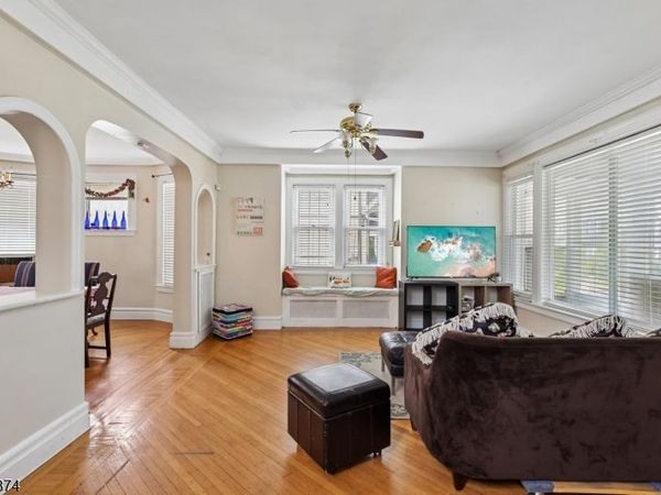 711 Degraw Ave, Newark, NJ 07104
