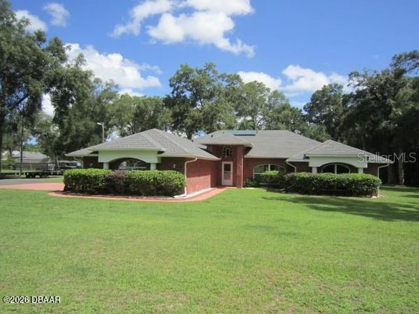 975 Rolling Acres Drive, DeLand, FL 32720