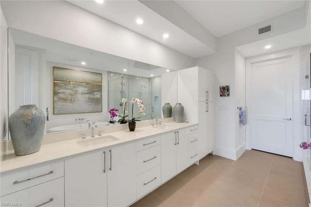 1125 Central Ave , Unit 571, Naples, FL 34102 Photo