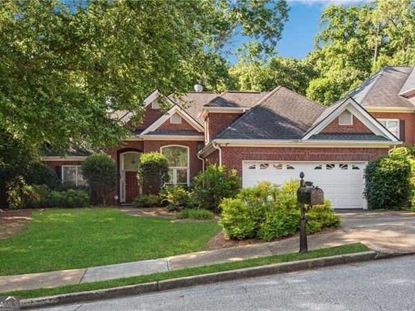 1180 Home Place Drive, Lawrenceville, GA 30043