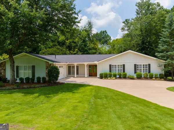 815 Fairfield Drive Drive, Marietta, GA 30068