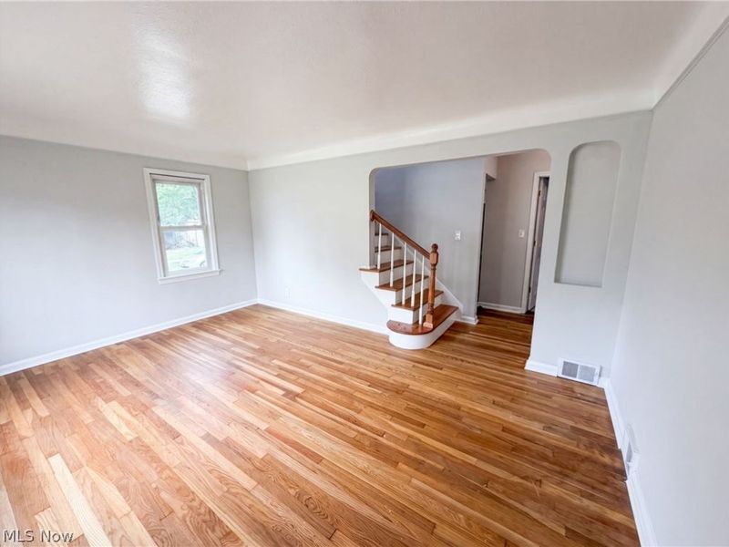 6437 Westminster Drive, Cleveland, OH 44129 Photo 6