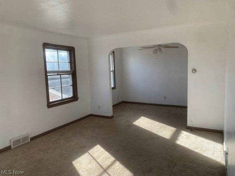 5886 State Road, Parma, OH 44134 Photo 4