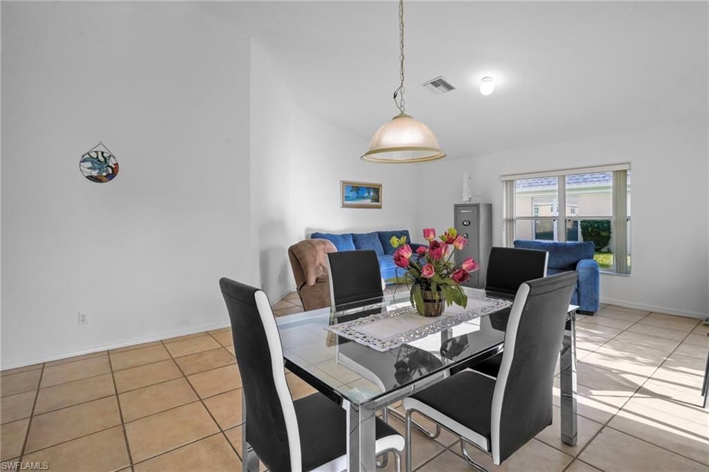 2 E Greens Cir , Lehigh Acres, FL 33936 Photo