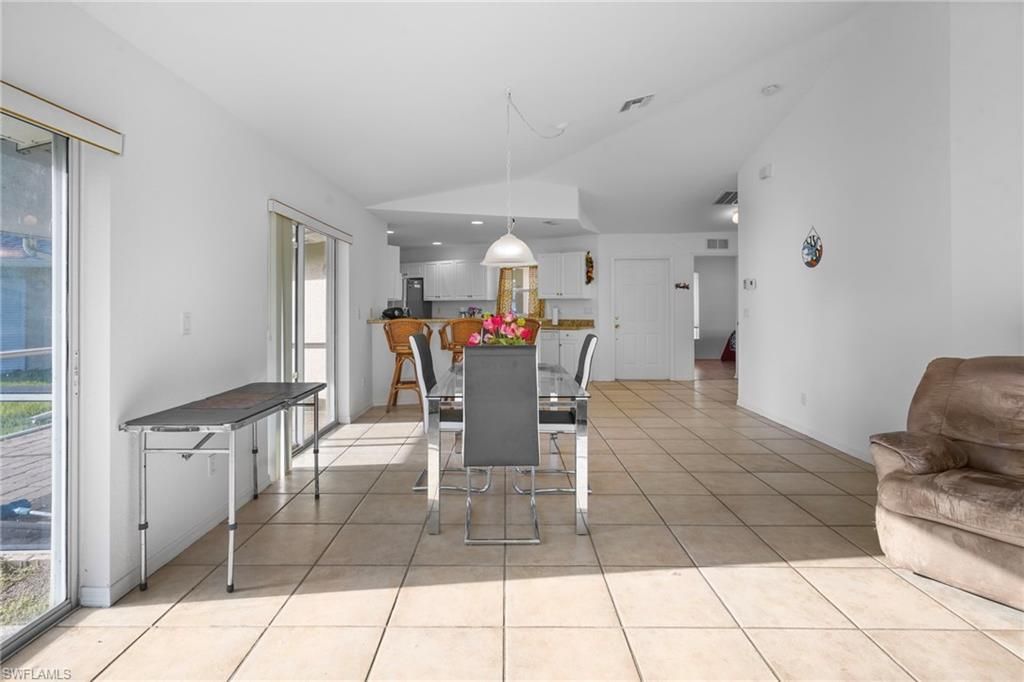 2 E Greens Cir , Lehigh Acres, FL 33936 Photo