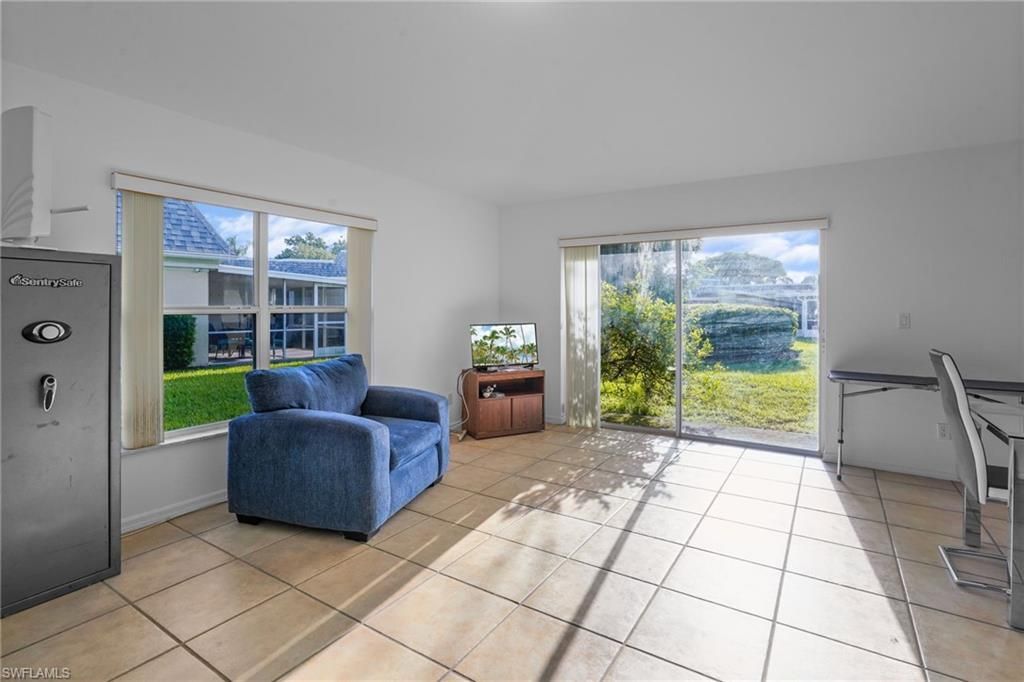 2 E Greens Cir , Lehigh Acres, FL 33936 Photo