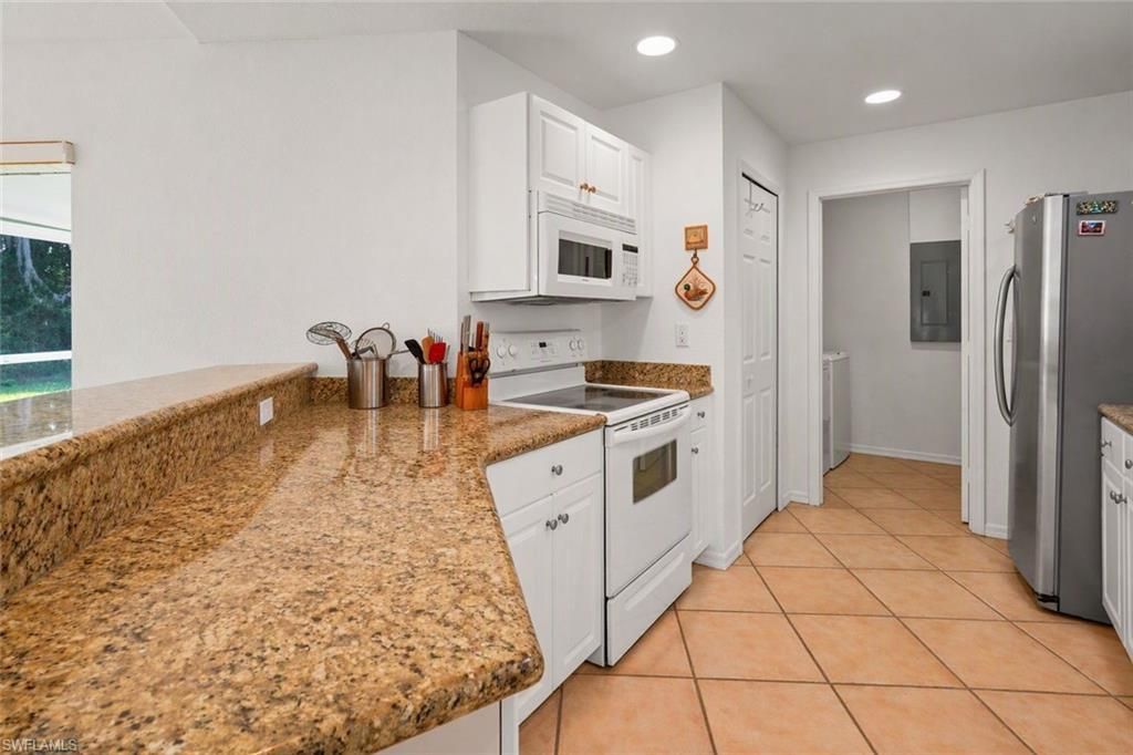 2 E Greens Cir , Lehigh Acres, FL 33936 Photo