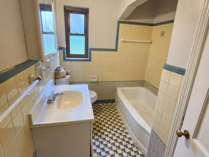 1196 Anderson Ferry Road, Delhi Twp, OH 45238 Photo 5