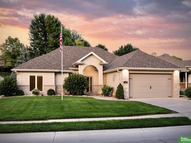 1509 S 190th Plaza, Omaha, NE 68130