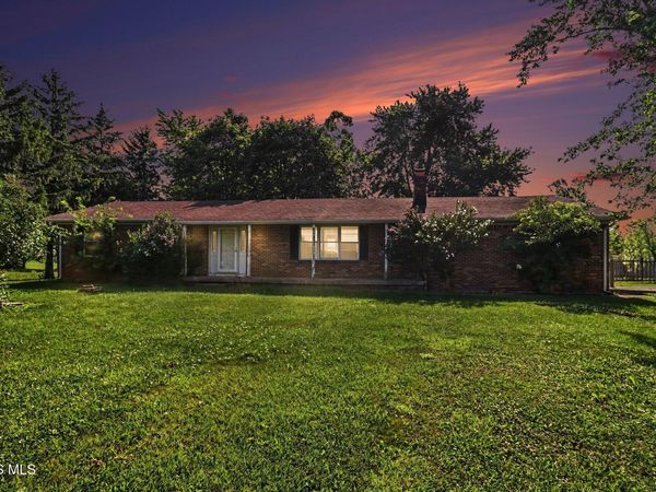 210 N Curtice Road , Oregon, OH 43616