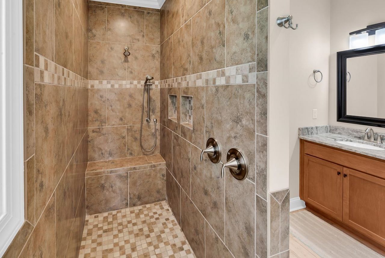 4953 Westwind Dr. Photo 23