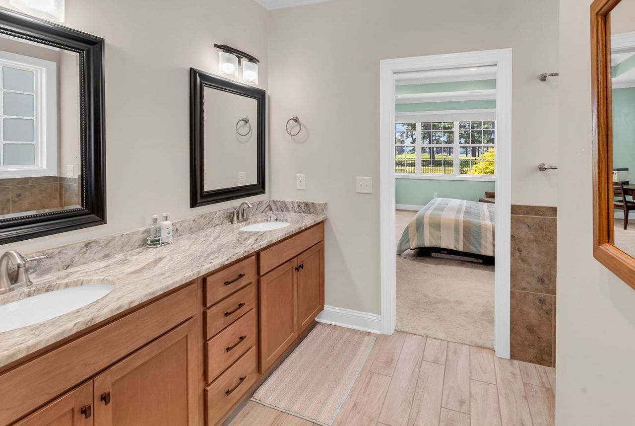4953 Westwind Dr. Photo 24
