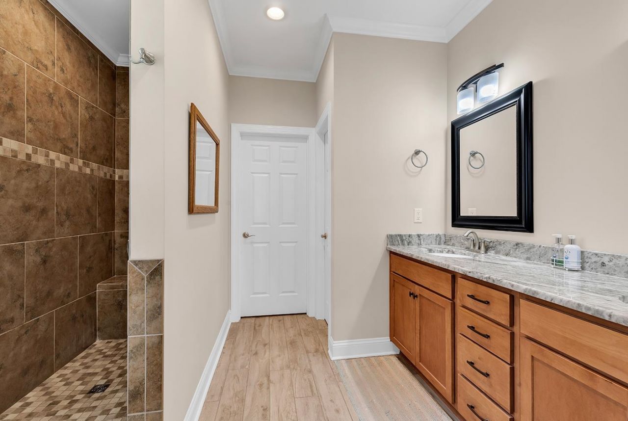 4953 Westwind Dr. Photo 25