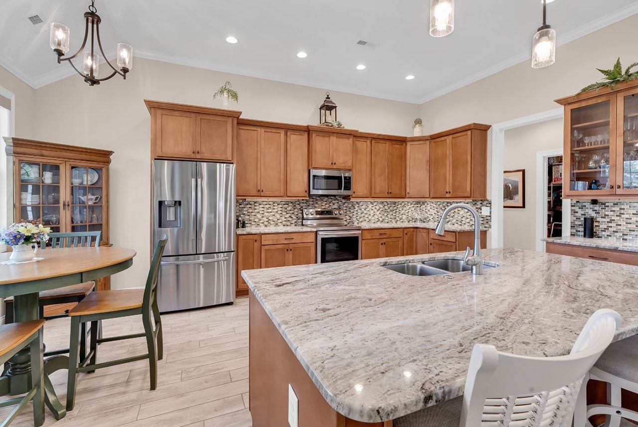 4953 Westwind Dr. Photo 8