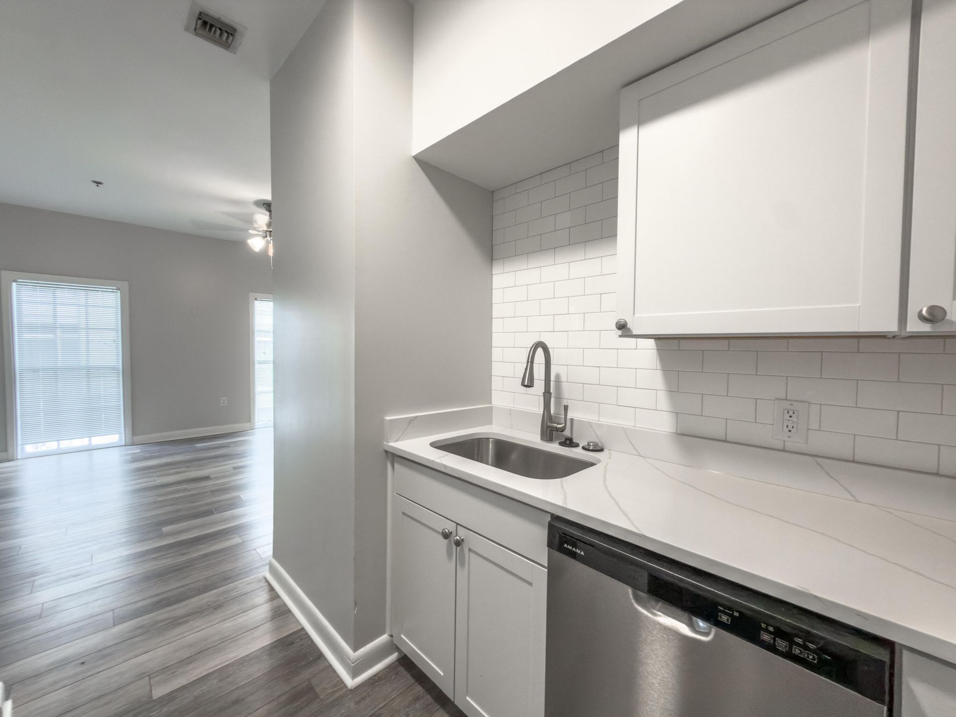 151 Calhoun Street Photo 6