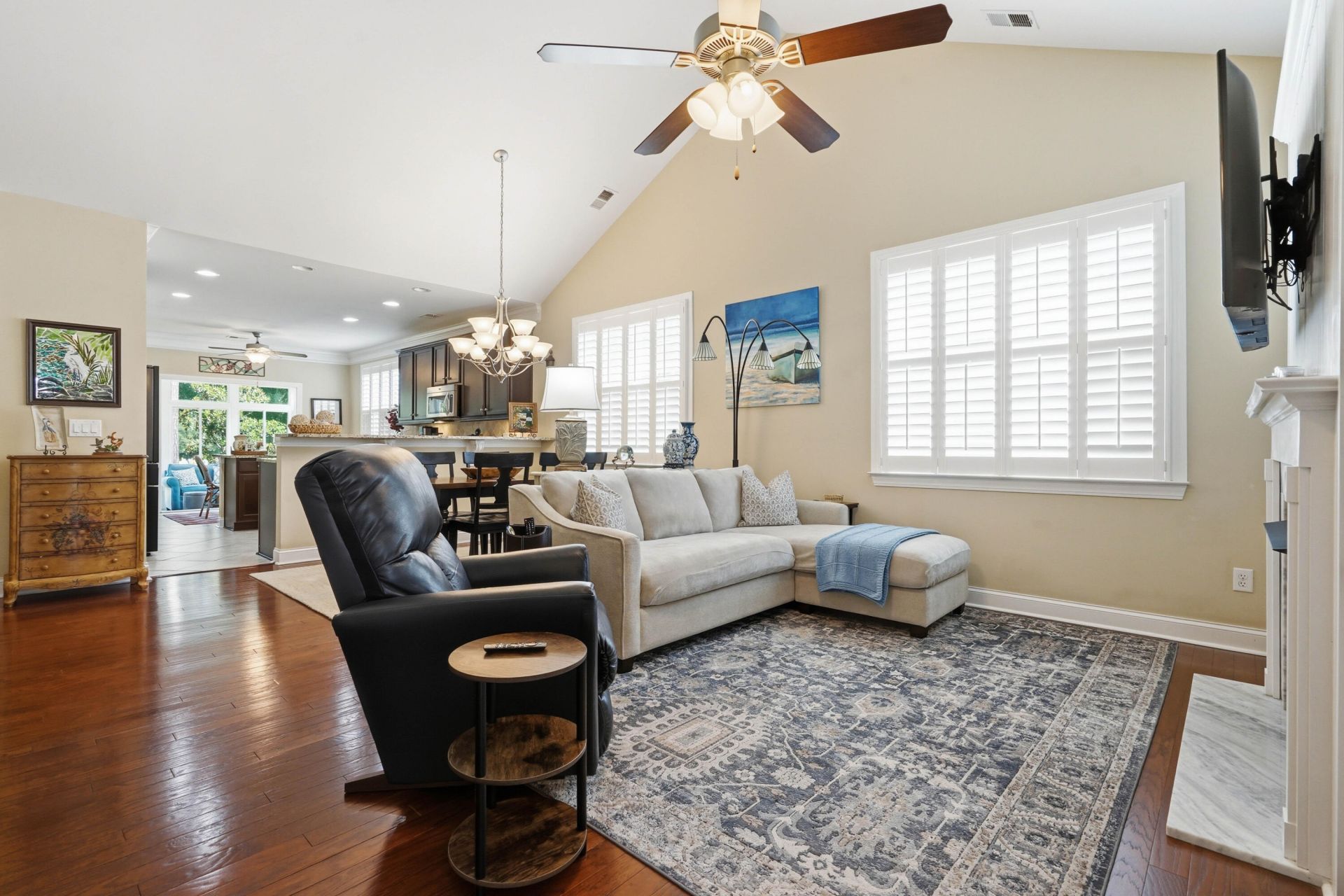 185 Angora Way Photo 3