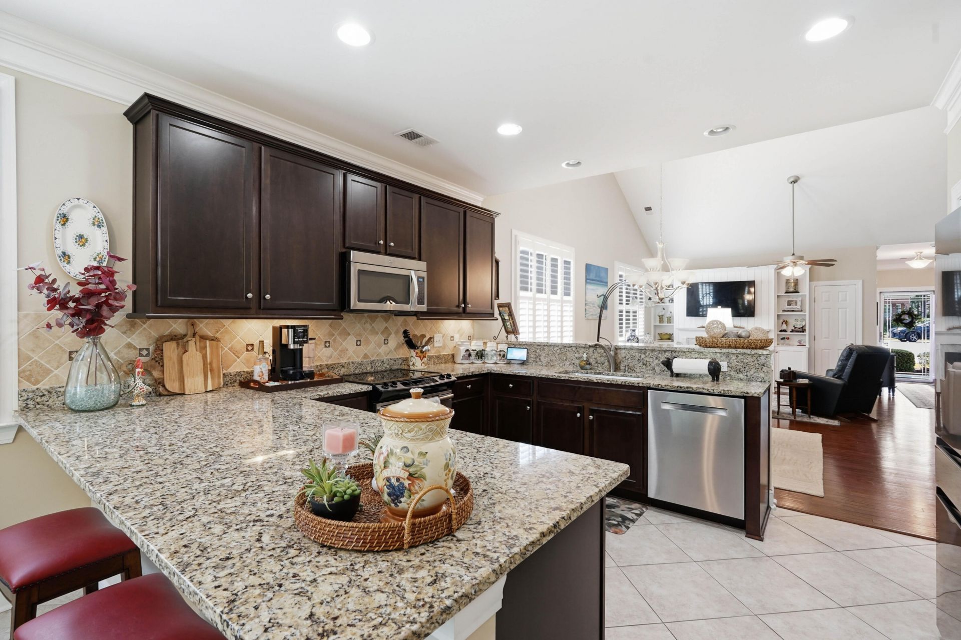 185 Angora Way Photo 7