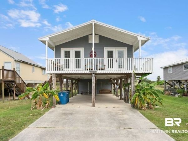 342 E 1st Avenue, Gulf Shores, AL 36542