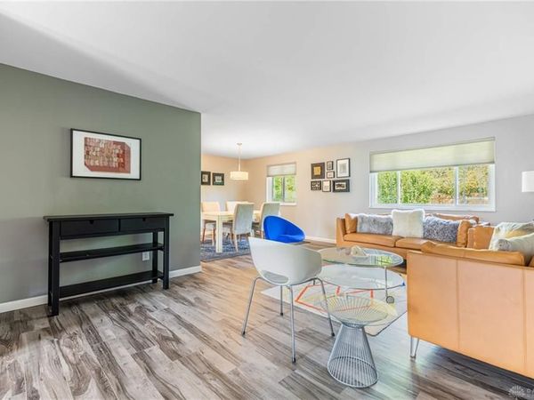 7705 John Elwood Drive, Centerville, OH 45459