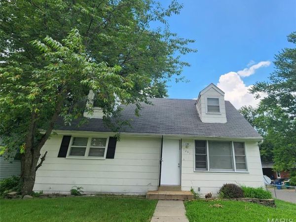 1201 Walker Avenue , Spanish Lake, MO 63138