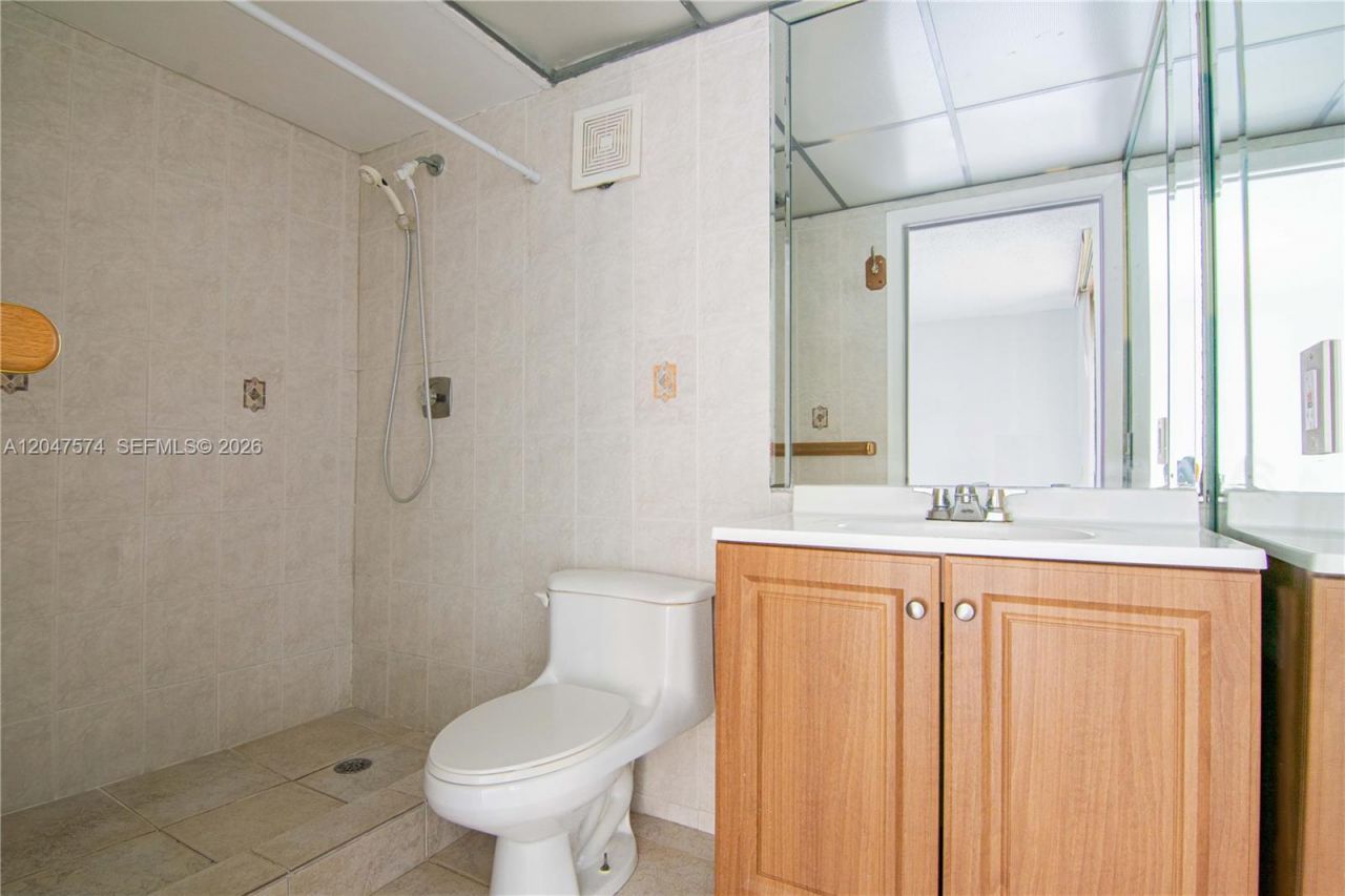 8600 SW 133rd Ave Rd , Unit 320, Miami, FL 33183 Photo