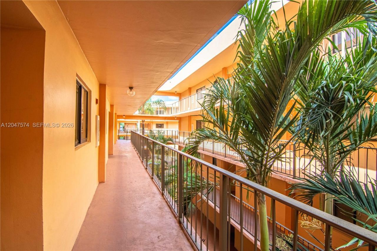 8600 SW 133rd Ave Rd , Unit 320, Miami, FL 33183 Photo