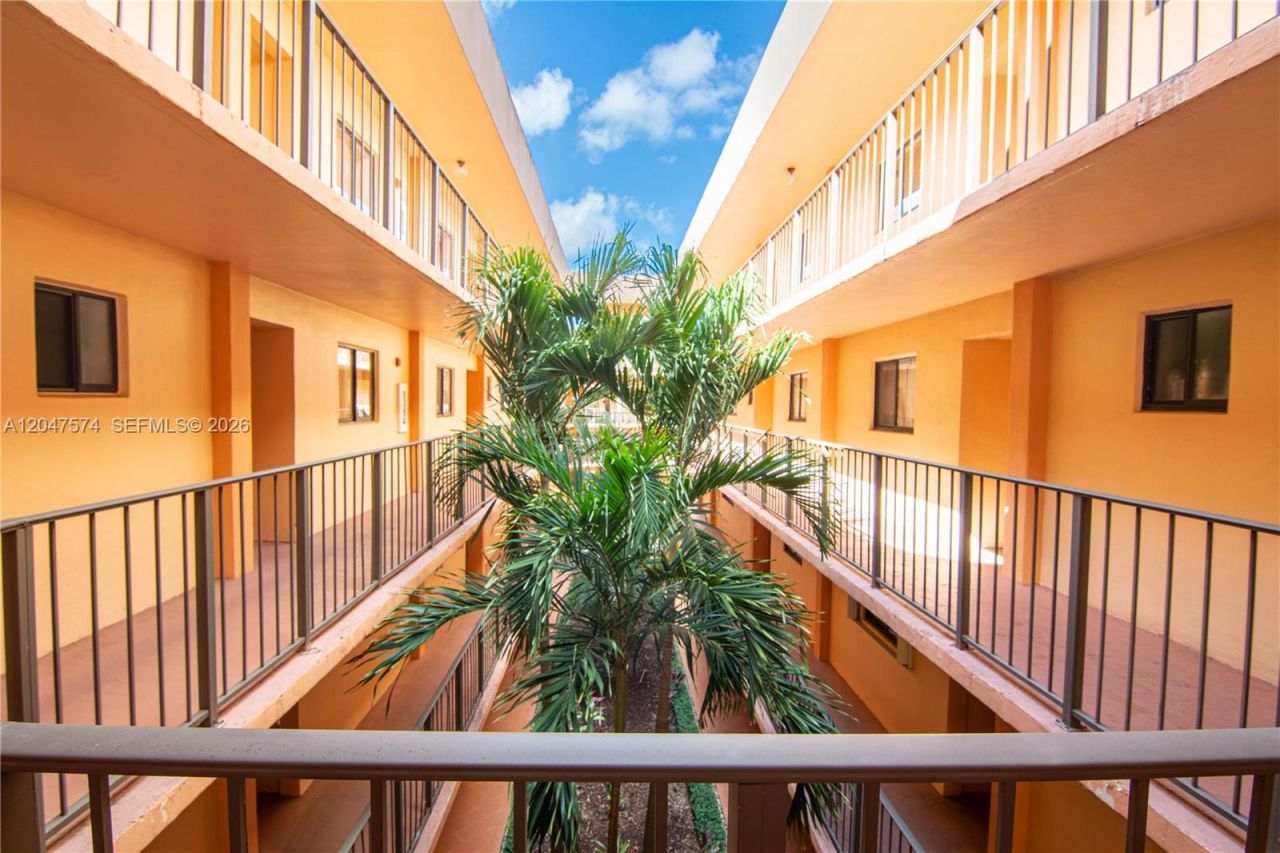 8600 SW 133rd Ave Rd , Unit 320, Miami, FL 33183 Photo