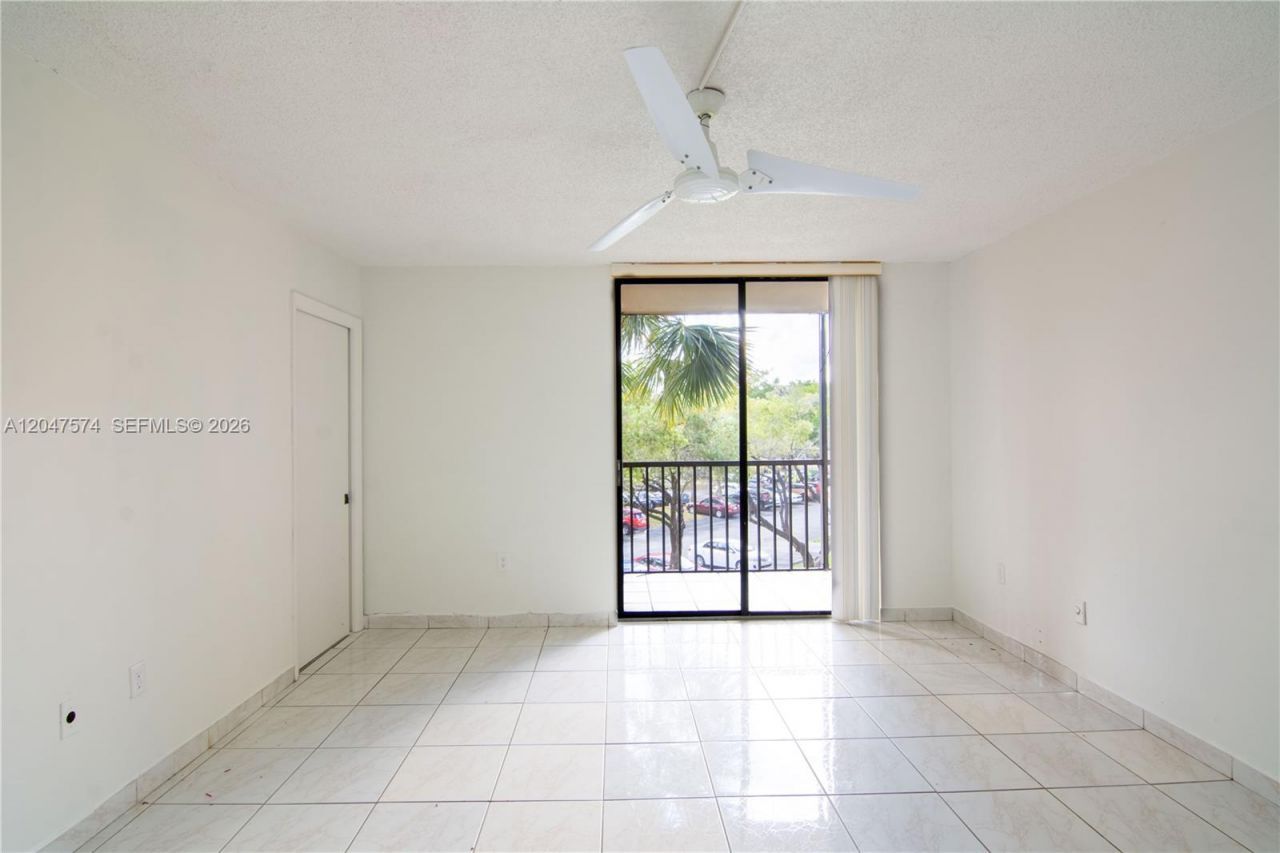 8600 SW 133rd Ave Rd , Unit 320, Miami, FL 33183 Photo