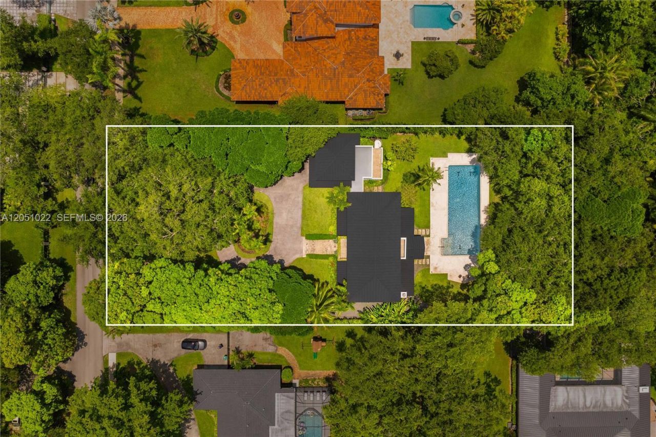 6845 SW 98th St , Pinecrest, FL 33156 Photo