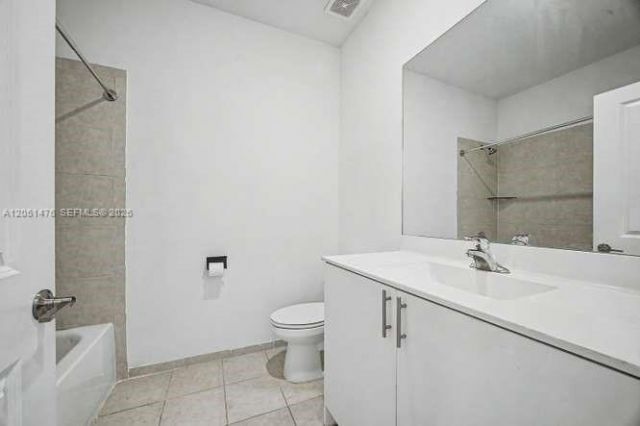 1020 SE 26th Ter , Homestead, FL 33035 Photo