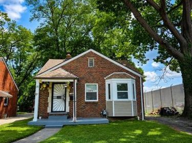 12876 Faust Avenue, Detroit, MI 48223