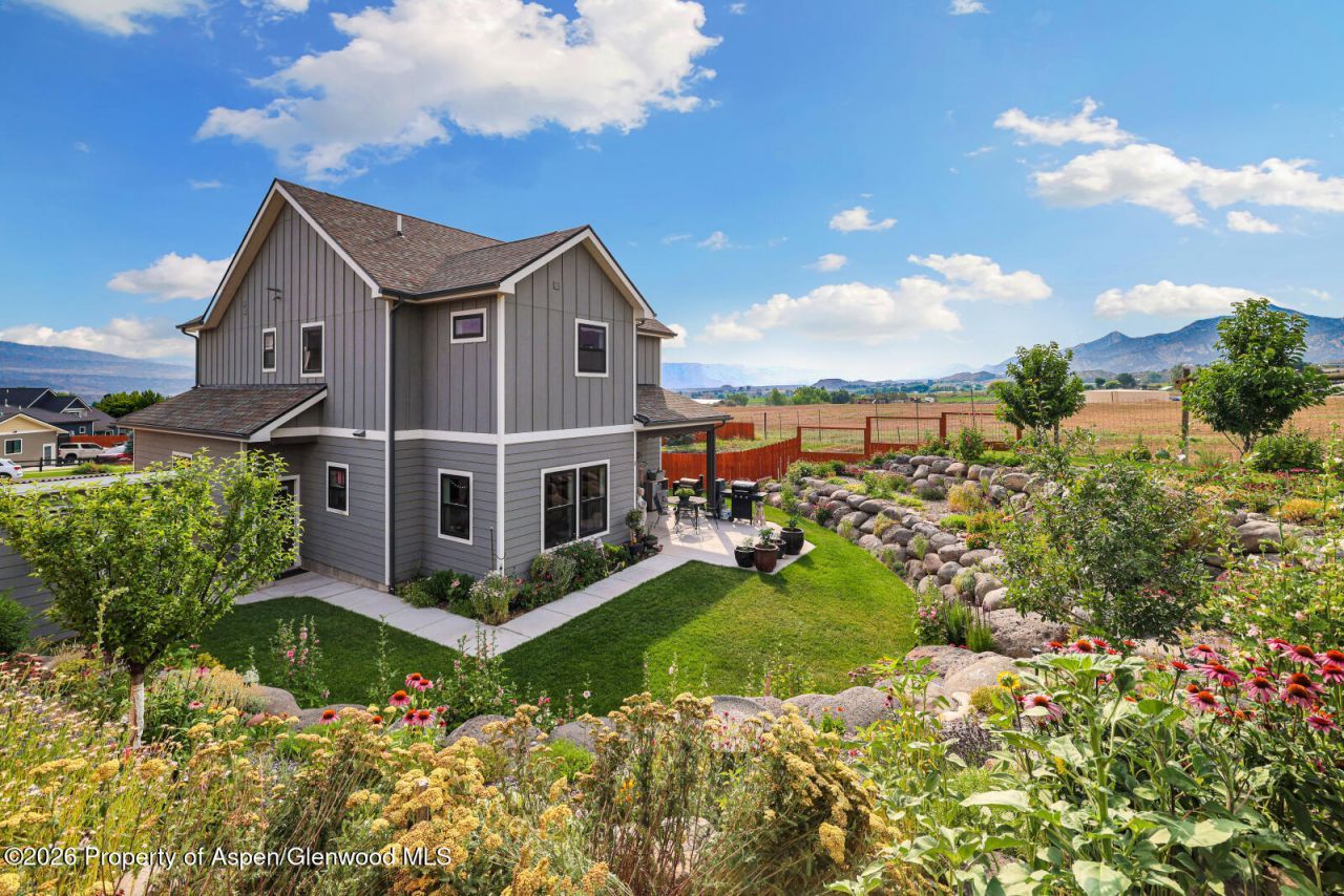 696 Eagles Nest Drive, Silt, CO 81652 Main Photo