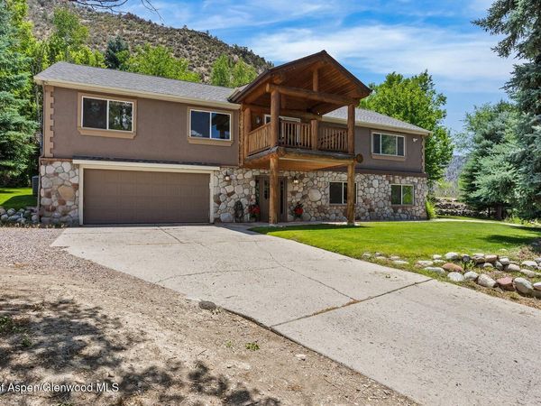 390 Jenny Place, New Castle, CO 81647