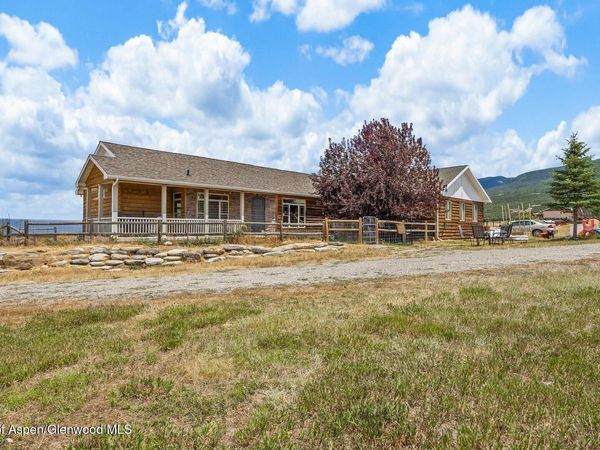 700 County Road 355, Parachute, CO 81635