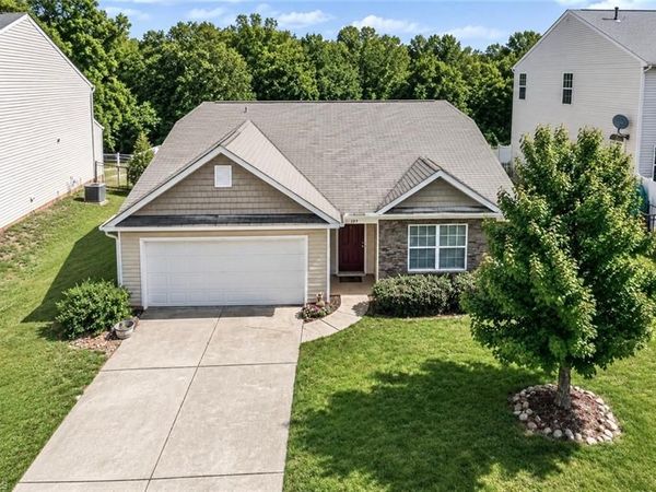 135 Mossy Pond Road, Statesville, NC 28677