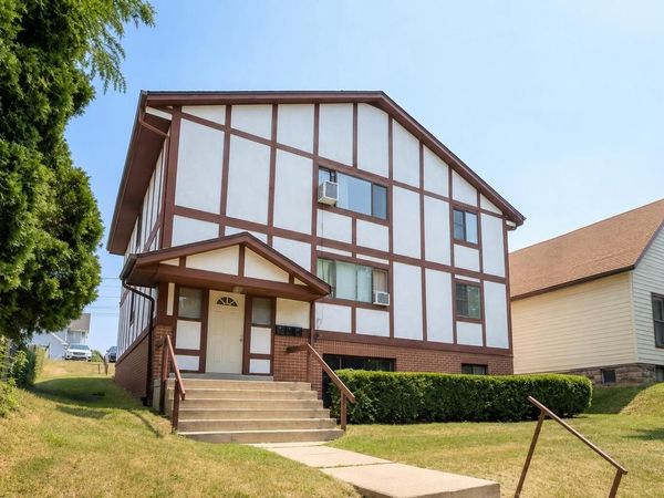 1026 S 33rd STREET, Milwaukee, WI 53215