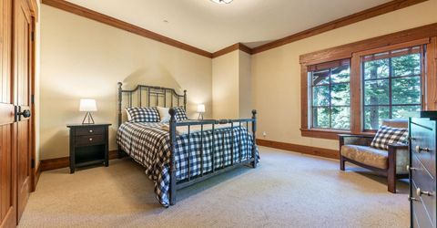 2326 Overlook Place , Truckee, CA 96161 Photo