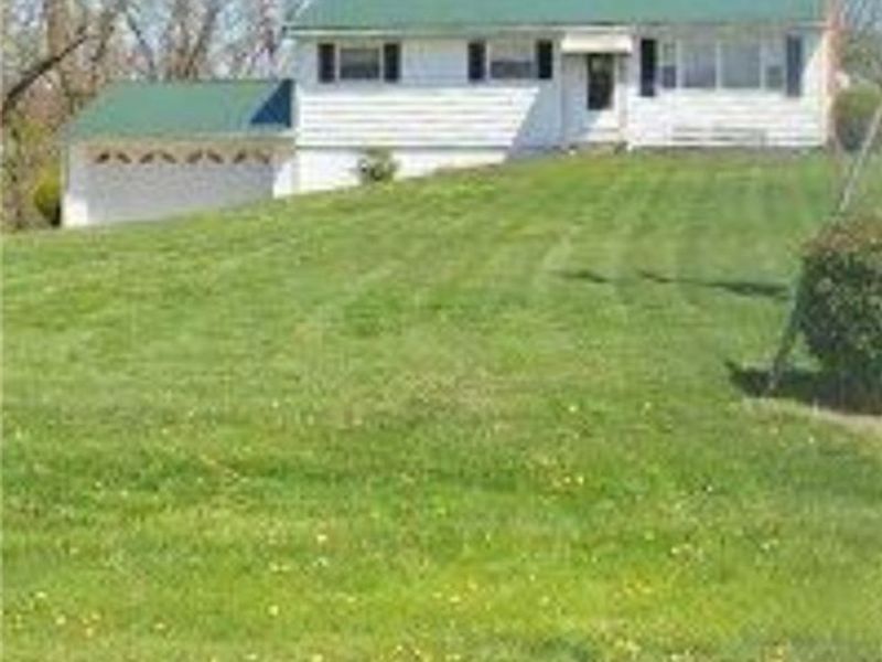 3015 Wayne Ridge Road, Zanesville, OH 43701 Photo 1