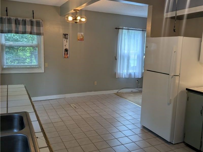 7091 Akron Avenue NW, New Franklin, OH 44614 Photo 12