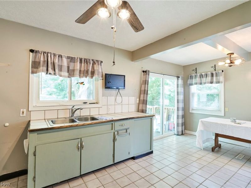 7091 Akron Avenue NW, New Franklin, OH 44614 Photo 16