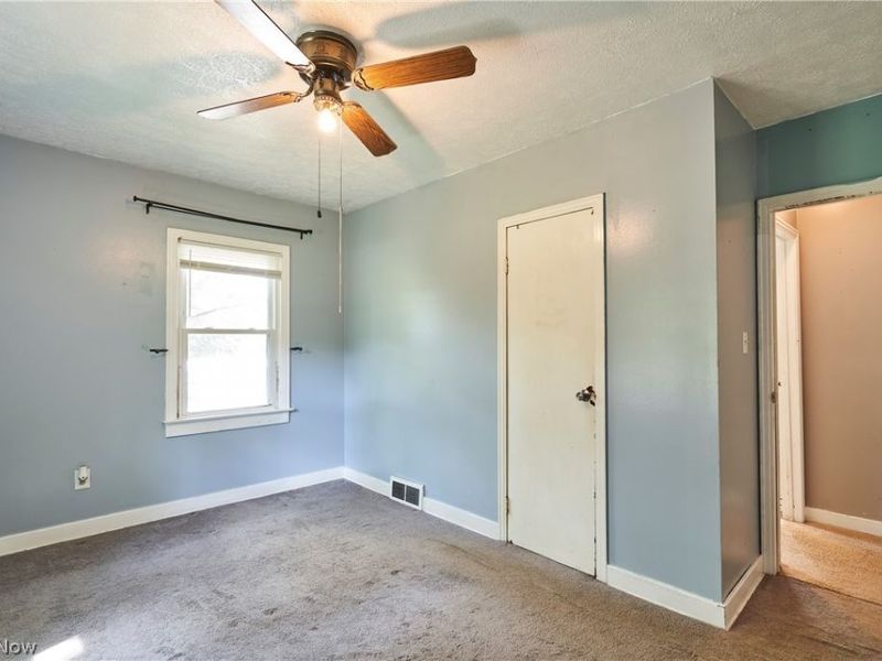 7091 Akron Avenue NW, New Franklin, OH 44614 Photo 20