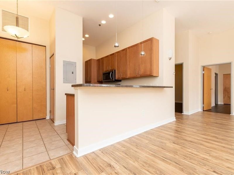 1951 W 26th Street, Unit 316, Cleveland, OH 44113 Photo 11