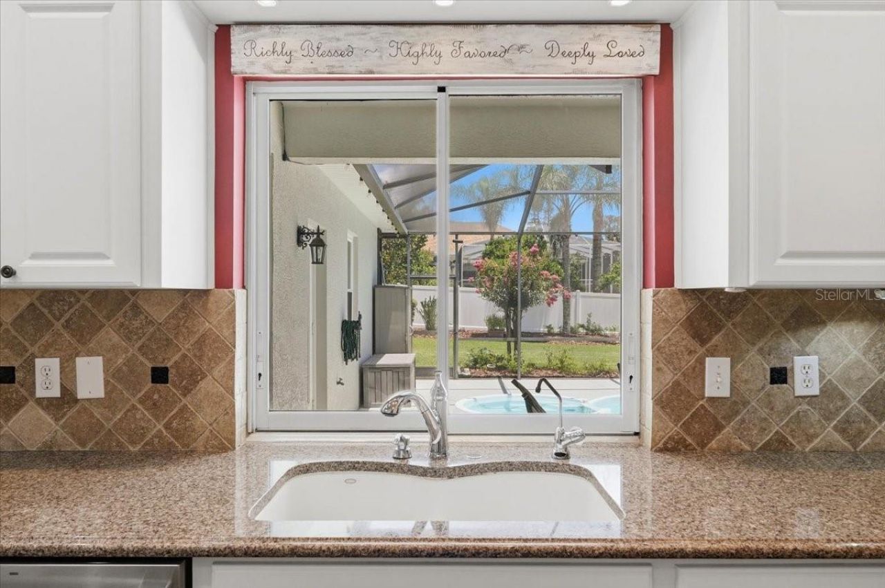 5618 Summerland Hills Drive , Lakeland, FL 33812 Photo