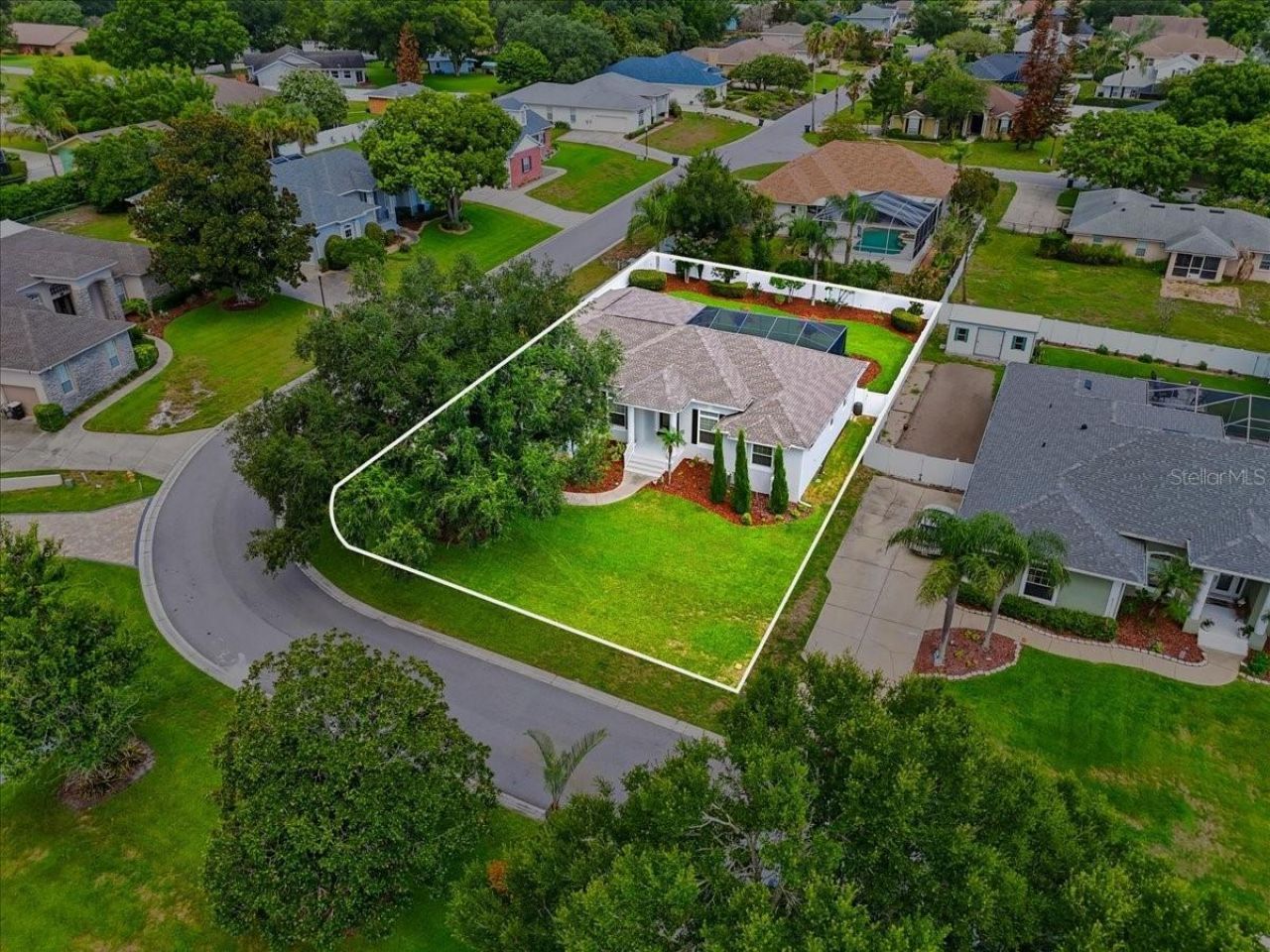 5618 Summerland Hills Drive , Lakeland, FL 33812 Photo