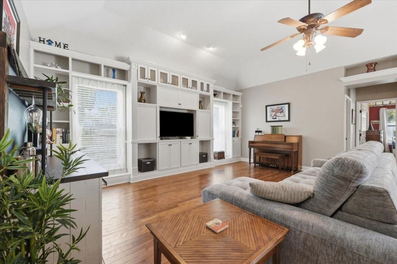 5618 Summerland Hills Drive , Lakeland, FL 33812 Photo