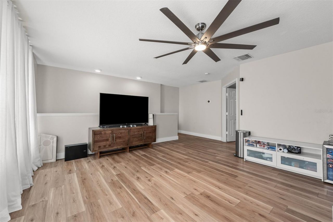 718 Little Hampton Lane , Gotha, FL 34734 Photo